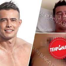 Zulkifli bin ariffin (lahir 25 oktober 1986) ialah seorang pelakon dan model lelaki malaysia. Video Naked On Twitter Zulariffin Video Rm5 00 Zulariffin Video 0139711058