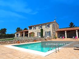location de vacances alpilles location saisonniere alpilles