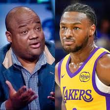 FUNNY HOW AT 39 BRON BECAME A 3POINT MASTER ALL A SUDDEN AT 41% OUTDOIN'  STEPH‼️🤷🏾‍♂️OLYMPICS 3-11 27% MORE LIKE THE TRUTH‼️ 😂