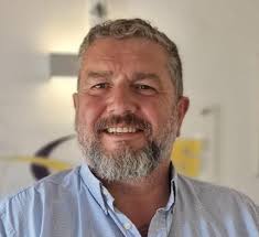 Service manager for APS