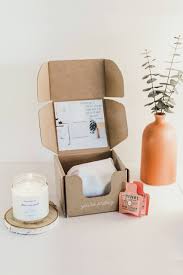 Basket bonus two free samples when you spend £40+, upgrade your sample with orders £60+. 27 Best Gifts For Candle Lovers 2020 Top Candle Gifts