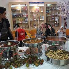 Tanjung malim juga terletak di sebelah utara sungai bernam, dan menjadi garis sempadan antara negeri perak dan selangor. Bank Rakyat Tanjung Malim Banque A Tanjung Malim