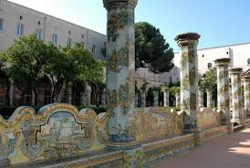 Chiostri di santa chiara a napoli. Complesso Di Santa Chiara Basilica E Monastero Orari E Prezzi