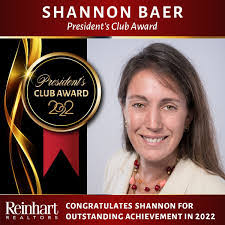 Shannon Baer's Instagram, Twitter & Facebook