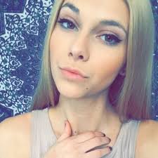 Abby Ferry (@ferrysmakeup)