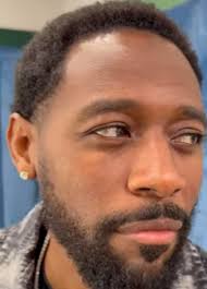 Discussion about celebrity anniversary rumors