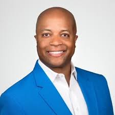 Amazon.com: Chief Medaria "Rondo" Arradondo: books, biography, latest update