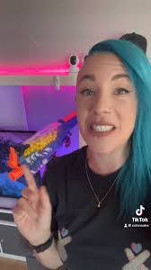 Taryn Shepard's Instagram, Twitter & Facebook