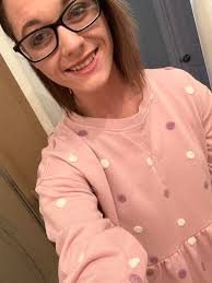 Does dressing up help with mental health for anyone else?