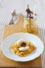 Maybe you would like to learn more about one of these? Topfenknodel Mit Schokoladenfullung Und Apfel Ofen Kompott Cookingaffair De
