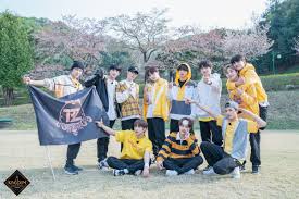 Mar 17, 2021 · at first glance, wearing a sports bra all day, every day seems like a good thing. Kingdom Shares New Behind The Scenes Photos From Its Sports Day Gossipchimp Trending K Drama Tv Gaming News