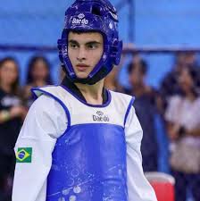 Cauã Batista, jovem promessa do taekwondo brasileiro, morre aos 18 anos