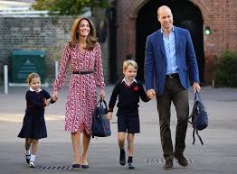 Organizza videochiamate ad alta definizione. Royal Family L Albero Genealogico Deabyday