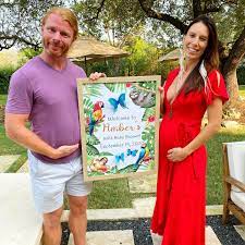 Jp and amber sears take us on a journey through their love story, sharing how they built the foundation of their relationship, move through challenges, . Jp Sears Baby Shower Hard Or Go Home Wilder Knows How To Party In This Picture He S Hiding Inside Amberleesears Facebook