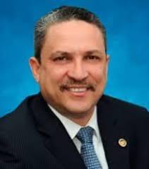 Se suicida Cesar Prieto dirigente del PLD. Notiesencia.net, Santo Domingo.-  El dirigente del Partido de la Liberación Dominicana (PLD), César Prieto,  se suicidó este martes de un disparo. La información fue revelada