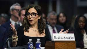 Linda Yaccarino quitte le réseau social X, propriété d'Elon Musk dont elle  était directrice générale | Vanity Fair