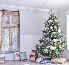 A Coastal Christmas Theme With A Christmas Tree Ribbon Hack Video Ribbon On Christmas Tree Coastal Christmas Christmas Tree Themes