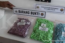Kendati demikian, sunarso menyatakan nilai itu semakin turun, lantaran yang masih berstatus restrukturisasi tinggal rp 185,29 triliun. Bea Cukai Sidoarjo Dan Sorong Gagalkan Penyelundupan Narkotika