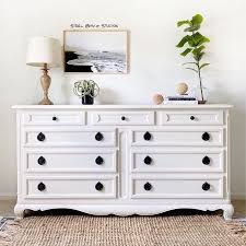 White Furniture Paint Color Mudpaint Vintage Furniture Paint In 2020 White Painted Furniture Painted Furniture Best White Paint