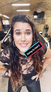 Alma Dubon's Instagram, Twitter & Facebook