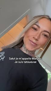 Tatouages uniques par Marylou, tatoueuse passionnée