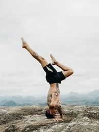 If our lungs are healthy and in best working condition, they can sustain us in the pandemic situation, too. Yoga Es Formiert Sich Widerstand Gegen Die Corona Leugner