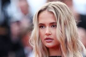 Jodi Kidd's Instagram, Twitter & Facebook