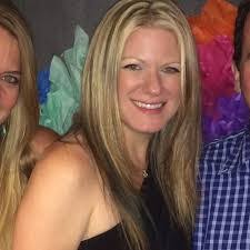 Leslie Mcguckin's Instagram, Twitter & Facebook