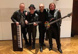 Jiří valenta, milan peroutka (zemřel), miloslav růžek, miroslav berka (zemřel), pavel chrastina, františek ringo čech, jan antonín pacák (zemřel), jaromír klempíř, jiří laurent (zemřel), ladislav klein, miki volek (zemřel), jiří korn, petr hejduk (zemřel), pavel bobek (zemřel), jan hauser, jiří hauser, ladislav. Olympic Wikipedie