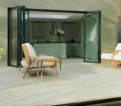 Glas Falttur Nach Aussen Links Und Rechts Fenster Schmidinger In 2020 Terrassenverglasung Haus Glasschiebetur