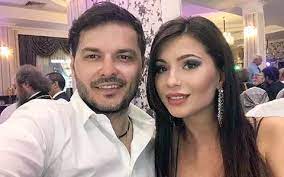 Liviu varciu si anda calin se pregatesc de mare petrecere sa nu dea spre ginerica ca eu m am ferit toata. Liviu Varciu È™i Anda CÄƒlin Aproape È™i Au Spus Adio Am Stat SeparaÈ›i Galerie Foto Stiri Vedete Si Evenimente Viva Ro