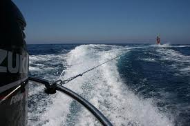 This pylon is for any outboard watercraft like pontoon, waterski, bass, fish. Pontoon Ski Tow Bar Transform Your Pontoon Boat Turboswing Blog