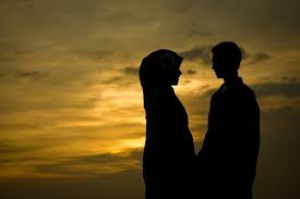 Ya, beginilah mungkin pertanyaan yang pernah muncul disetiap insan manusia. Ini Beda Cinta Dan Nafsu Dari Sudut Pandang Islam