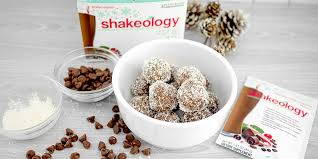 Peppermint Mocha Shakeology Protein Bites The Beachbody Blog Recipe Protein Bites Peppermint Mocha Protein Balls Recipes