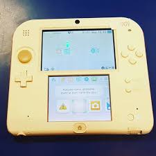 Busquen el que busquen, aquí en esta sección lo encontrarán todos y al mejor precio. Nintendo 2ds Dispo Happycashlannion Bonplans Bonnesaffaires Happygaming22 Nintendo 2ds Dispo Dans Vo Nintendo 2ds Nintendo Handheld Consoles Kawaii Games