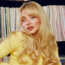 Kayla Jacques's Instagram, Twitter & Facebook