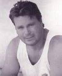 Gilbert Combs's Instagram, Twitter & Facebook