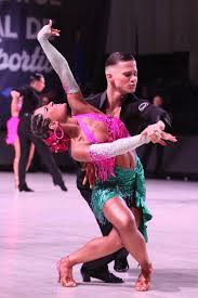 Doi tineri din Banat vor reprezenta România la Europenele și Mondialele de  Dans Sportiv