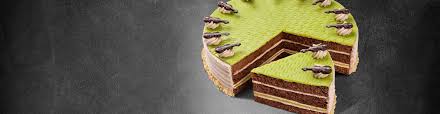 Unsere leckeren torten und kuchen werden allesamt in handarbeit für sie frisch zubereitet. Torten Kuchen Konditorei Brommler Gmbh