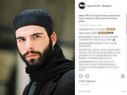 Survivor'da parkurda sakatlanan cemal hünal sağlık sorunları nedeniyle doktor metin kuş'un raporuyla yarışmadan ayrılmak zorunda kaldı. Serenay Sarikaya Nin Cikis Dizisi Mehmet Akif Alakurt Un Ofkesine Hedef Oldu