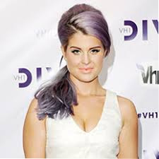She is best known for her tune in bio and explore more about kelly osbourne's wikipedia, bio, age, height, weight, boyfriend. Kelly Osbourne Painkiller Addiction Top Rehabs
