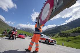 Aktuelle verkehrsmeldungen bieten wir ihnen für die verschiedensten autobahnen in allen bundesländern an. Gotthardpass Wieder Geoffnet Der Ewige Stau Am Berg Politik Stuttgarter Nachrichten