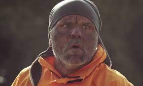 Snímek představuje adaptaci knihy the master of disguise (mistr přetvářky), jejímž autorem je agent cia tony mendez. Argo 2