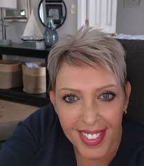 Looking for a stylist with short thick hair experience