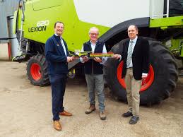 John textor invested $100k in facebank group. Olivers Olivers Wish John Textor And Andrew Quick At Olivers Reading A Very Happy Retirement