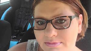 Fundraiser by Kathleen Gault : Under the knife