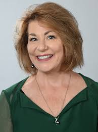 Karen Stall's Instagram, Twitter & Facebook