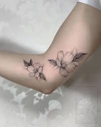 Dominika Ratajczyk D Ratajczyk Zdjecia I Filmy Na Instagramie Wild Rose Tattoo Delicate Flower Tattoos