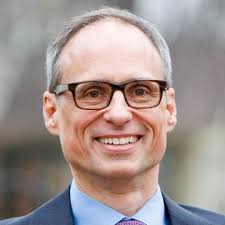 Customer Success SmackDown: Reactive vs. Proactive