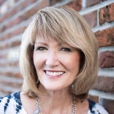 Melissa Grady (@Redheadcello)